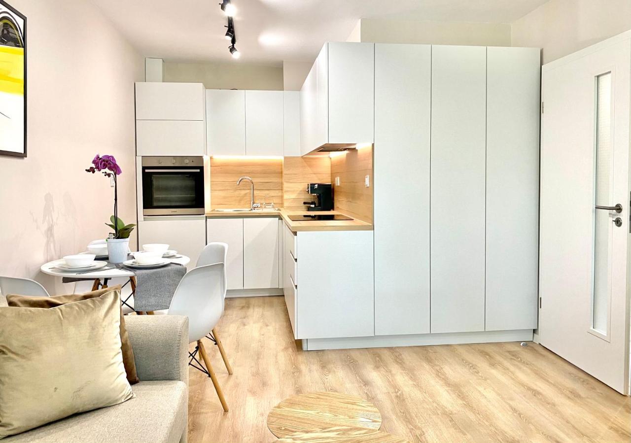 City Centre Bright & Cozy Apartment For 4 Persons Стара Загора Екстериор снимка